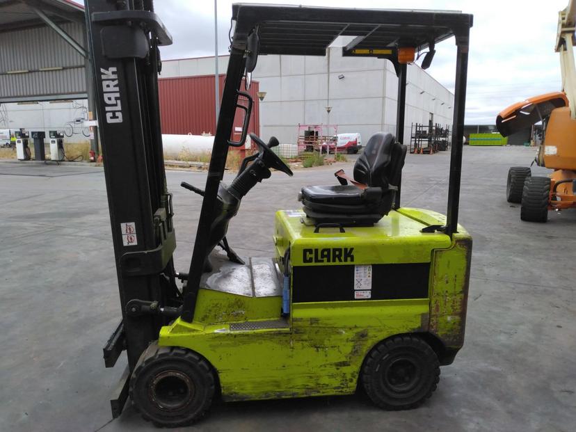 Carretilla elevadora eléctrica 1800Kg CLARK EPG18