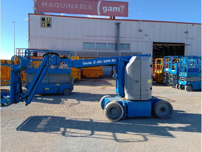 Plataforma articulada eléctrica 11M GENIE Z-30/20N