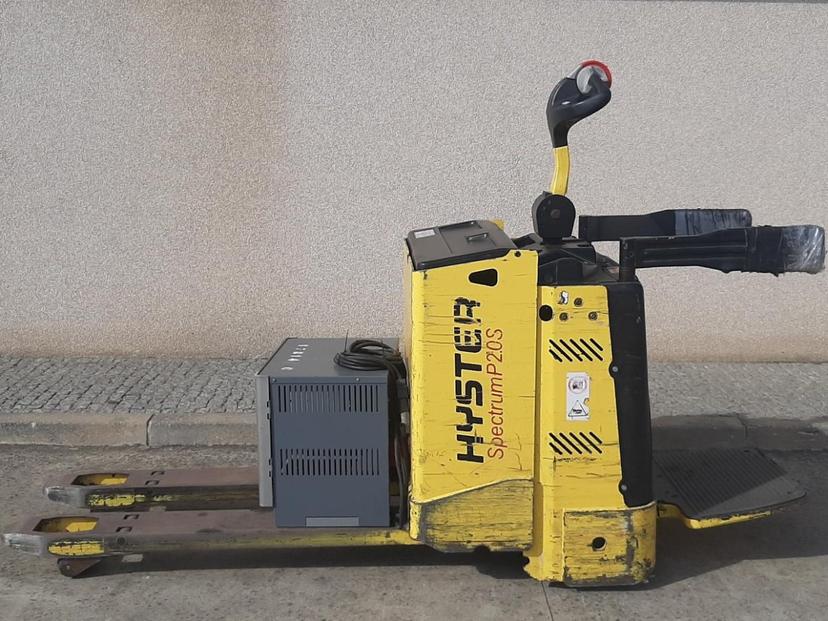 2015 HYSTER P2.0S FBW